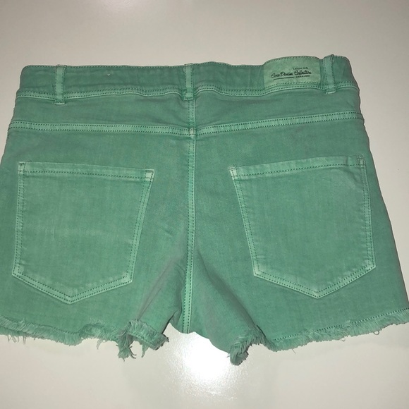 Zara girls shorts - Picture 2 of 3